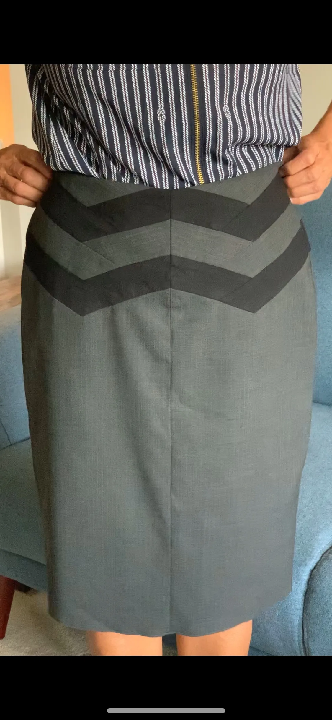 BCBG MAXAZRIA Grey Pencil Skirt with Black Trim thumbnail