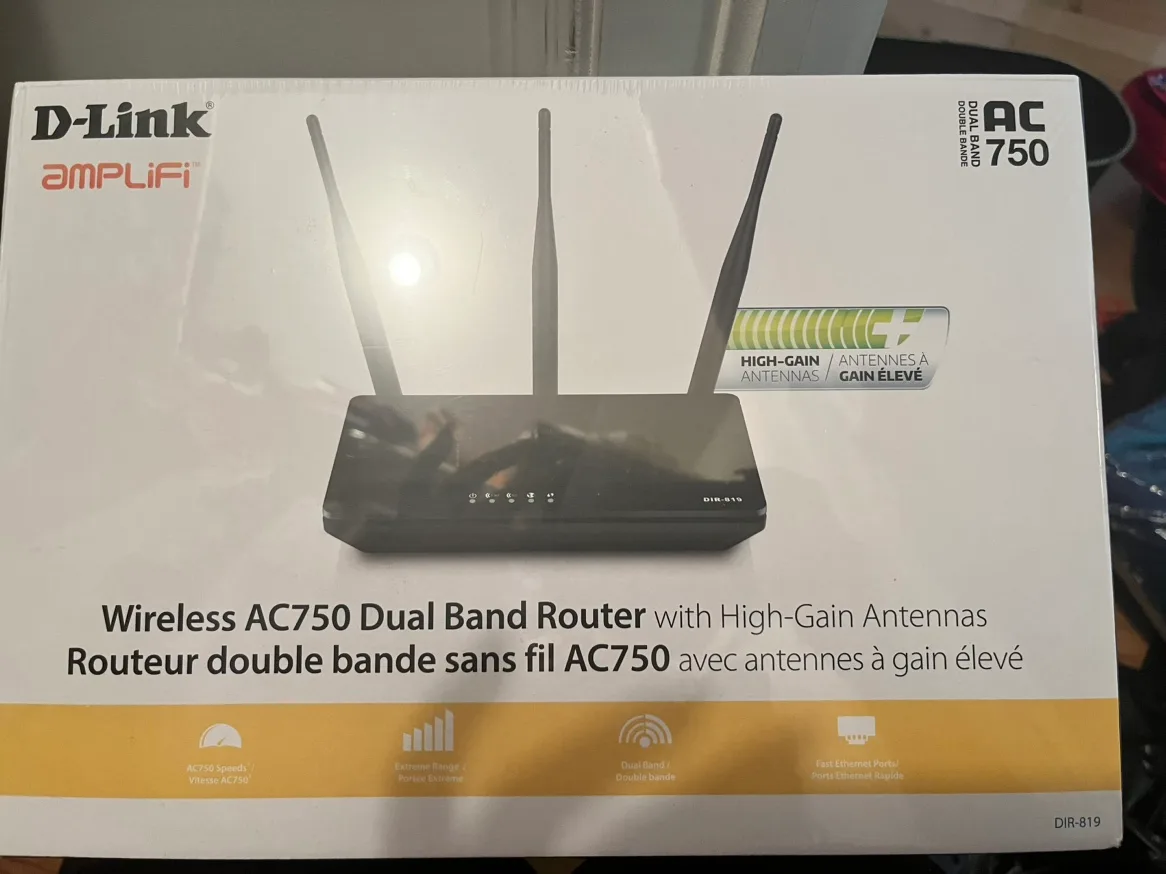 D-Link AC750 Dual Band Wireless Router with High-Gain Antennas