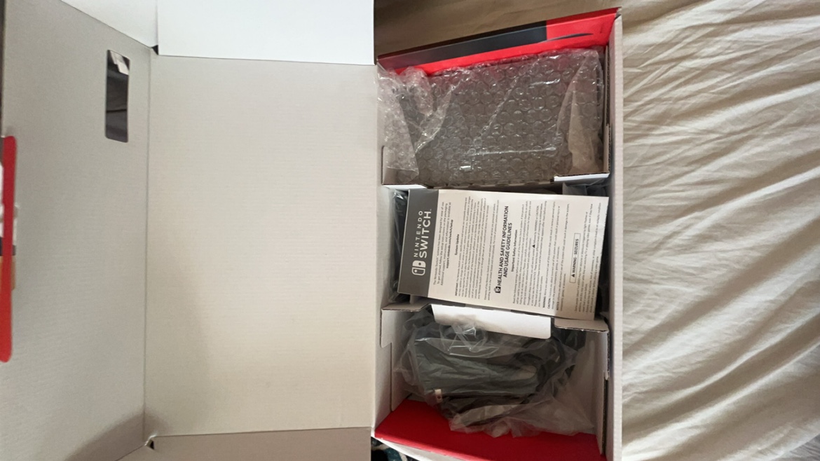 Nintendo Switch Console - photo 5