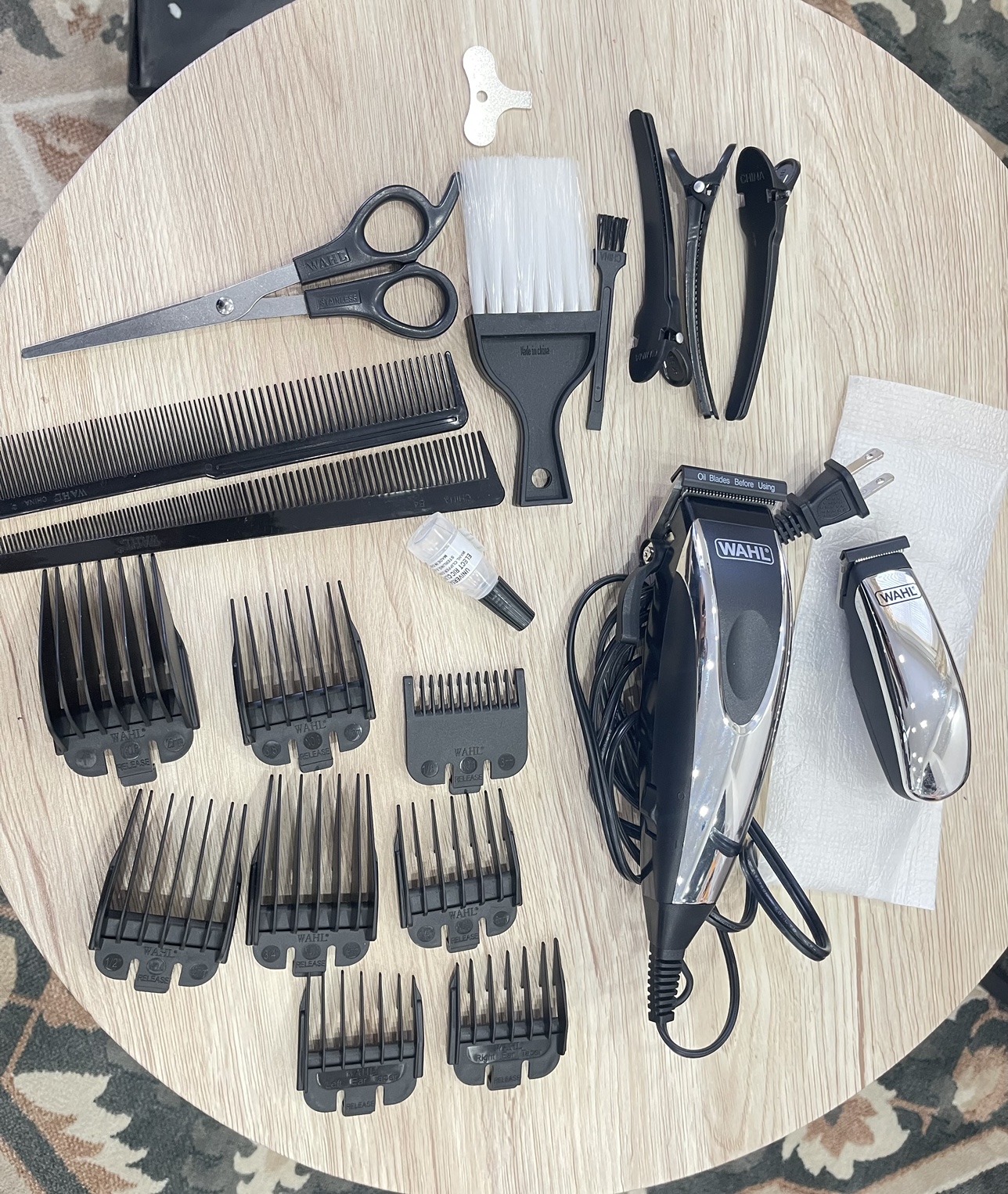 Wahl Deluxe Chrome Pro Haircutting Kit - photo 4