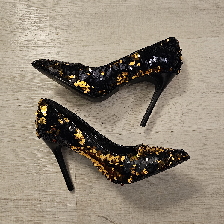 (negotiable) Black and Gold Sequin Heels - photo 5