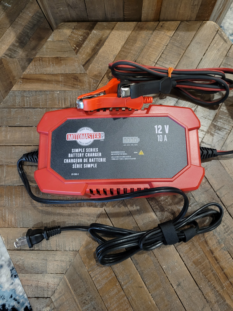 Motomaster battery charger