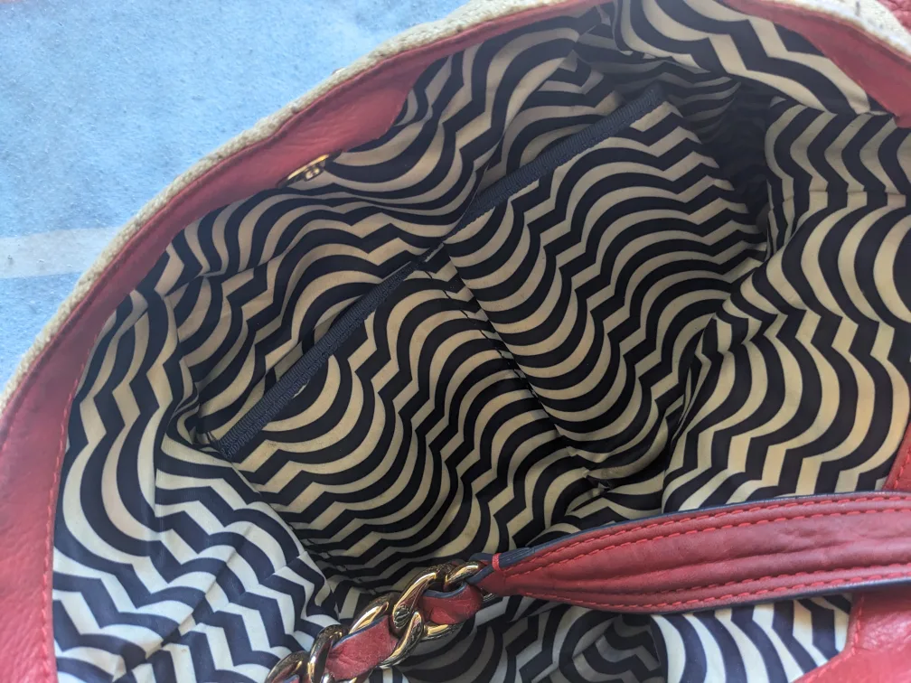 Red and Beige Quilted Juicy Couture Bag image indicator(9)