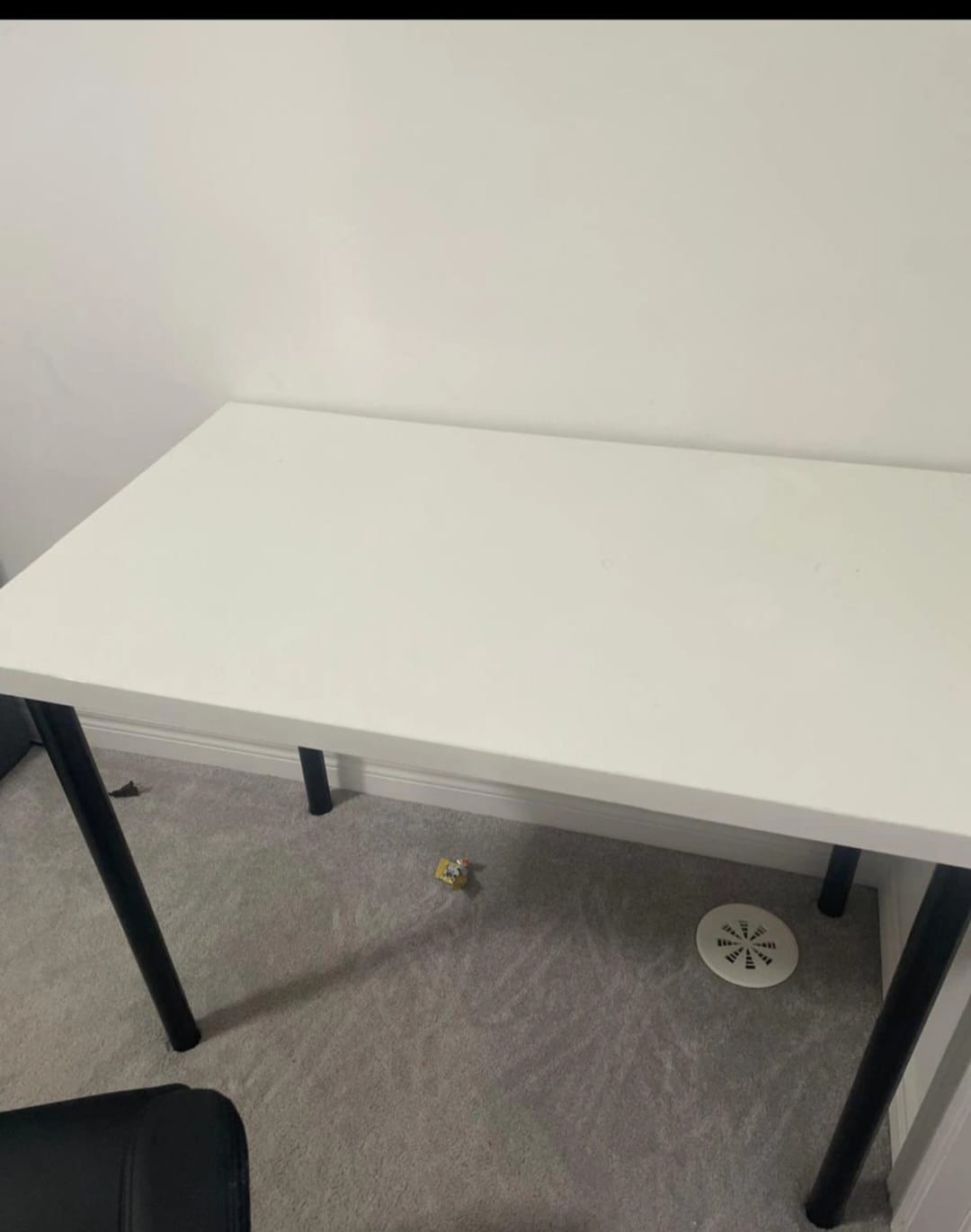 White Desk