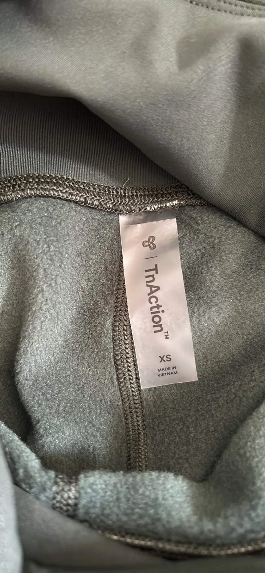 TNA Action XS Green Sports Bra and Leggings Set image indicator(2)