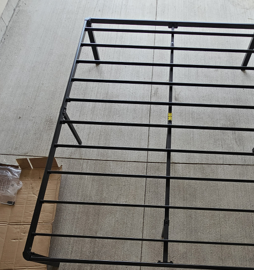 Zinus Metal Bed Frame queen size - photo 3