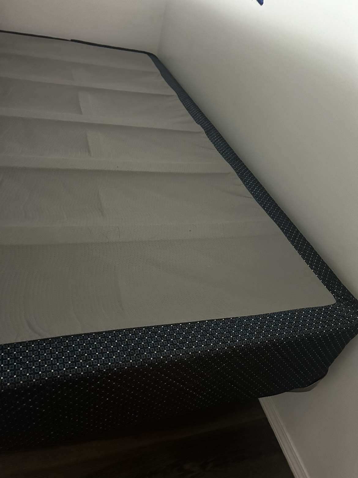 Single Mattress and box spring - photo 5