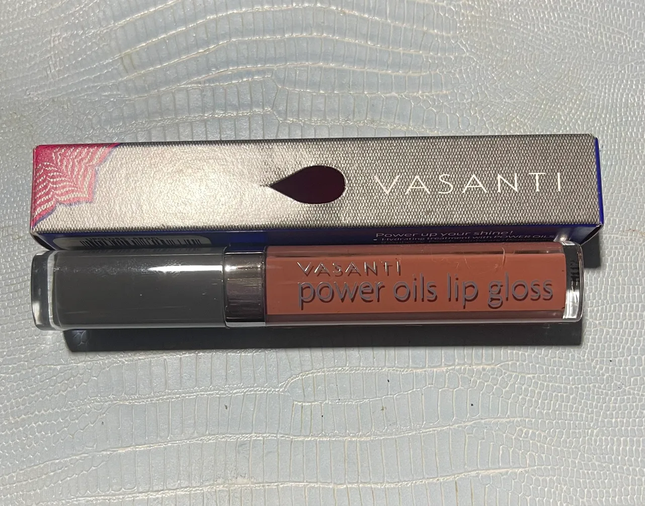 (NEW) Vasantí Power Oils Lip Gloss - Angel image indicator(4)