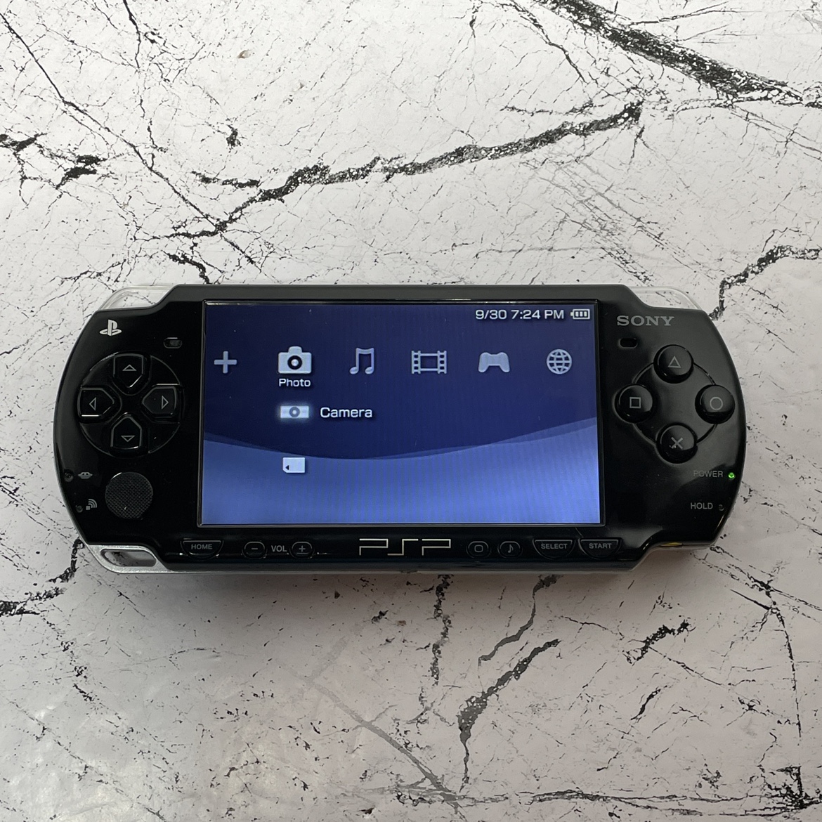 Sony PSP 2001 w/ Charger, New Battery - photo 2