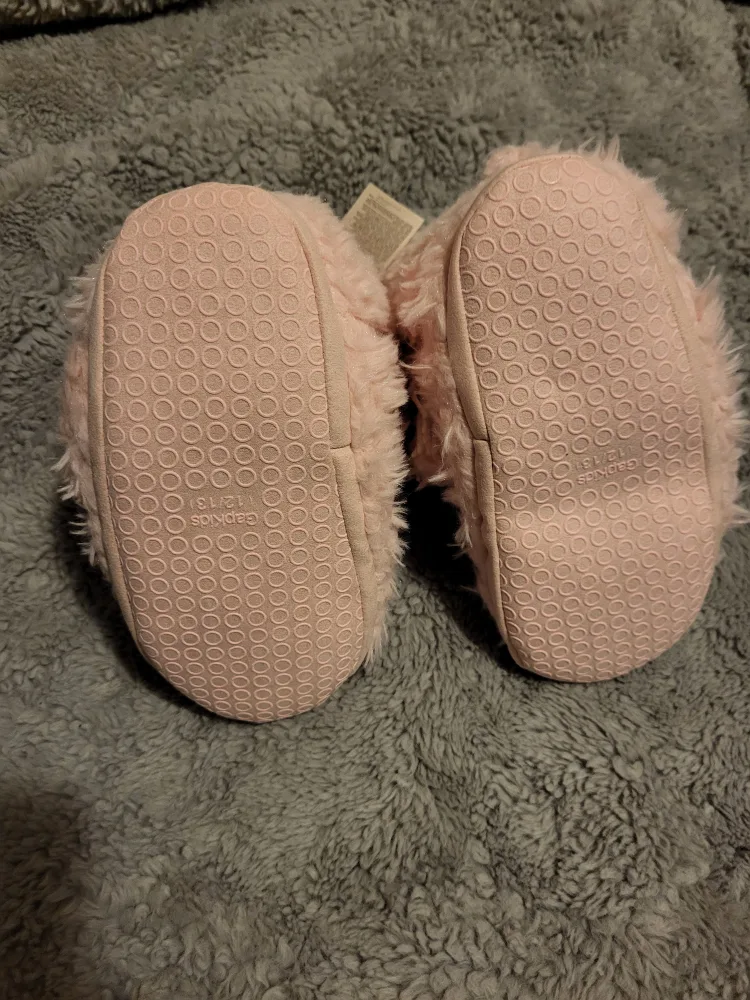 Kids Llama Slippers Size:12/13 image indicator(7)