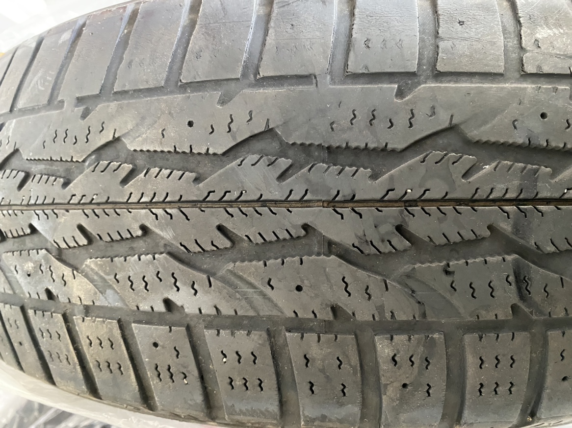 2 Winter Force 215/60R16 Tires - photo 5