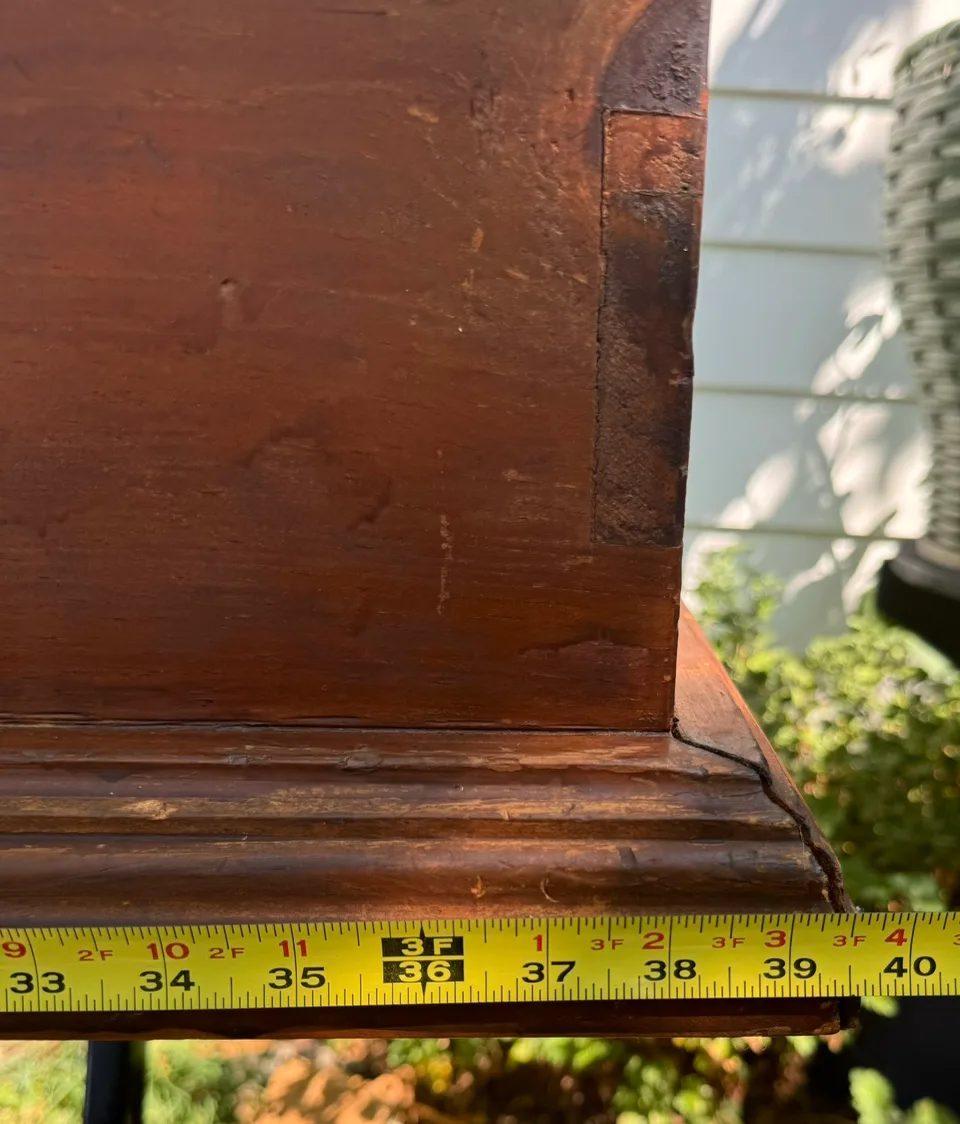 Antique Wooden Chest image indicator(6)