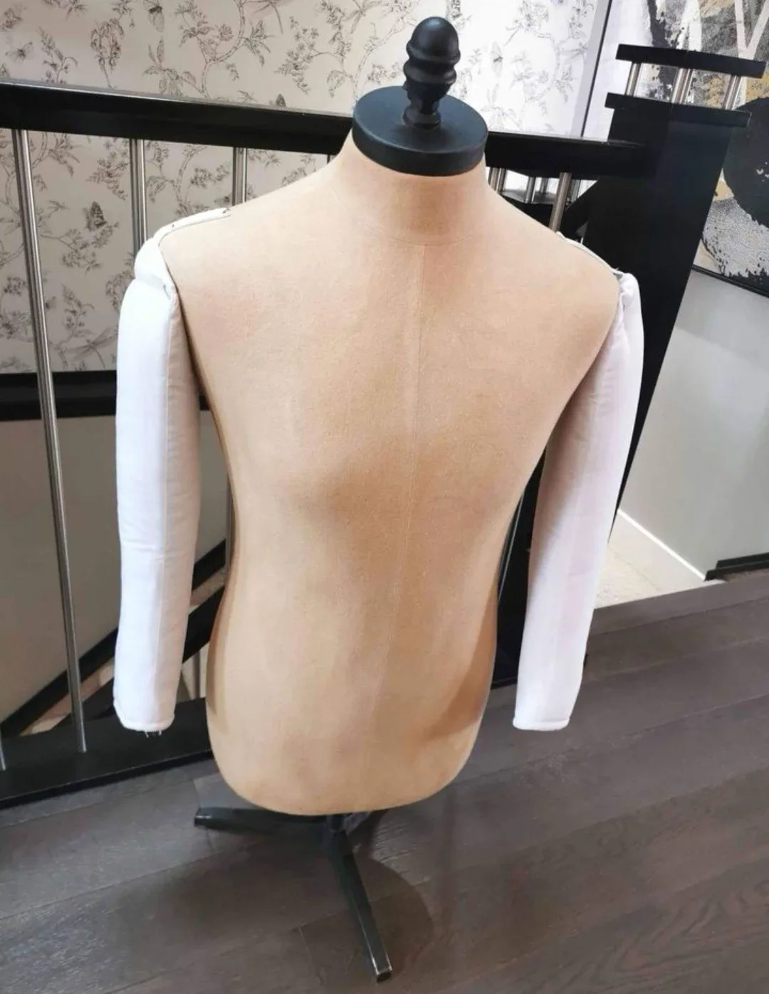 Mannequin thumbnail