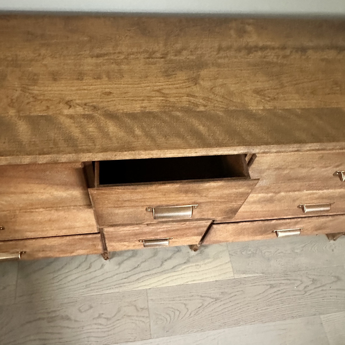 5 feet Solid wood 9 drawer dresser with copper colored pulls - photo 4