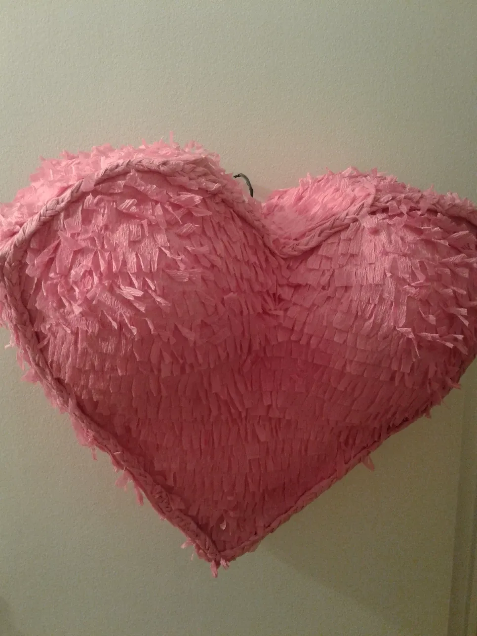 Pink Heart Piñata image indicator(3)