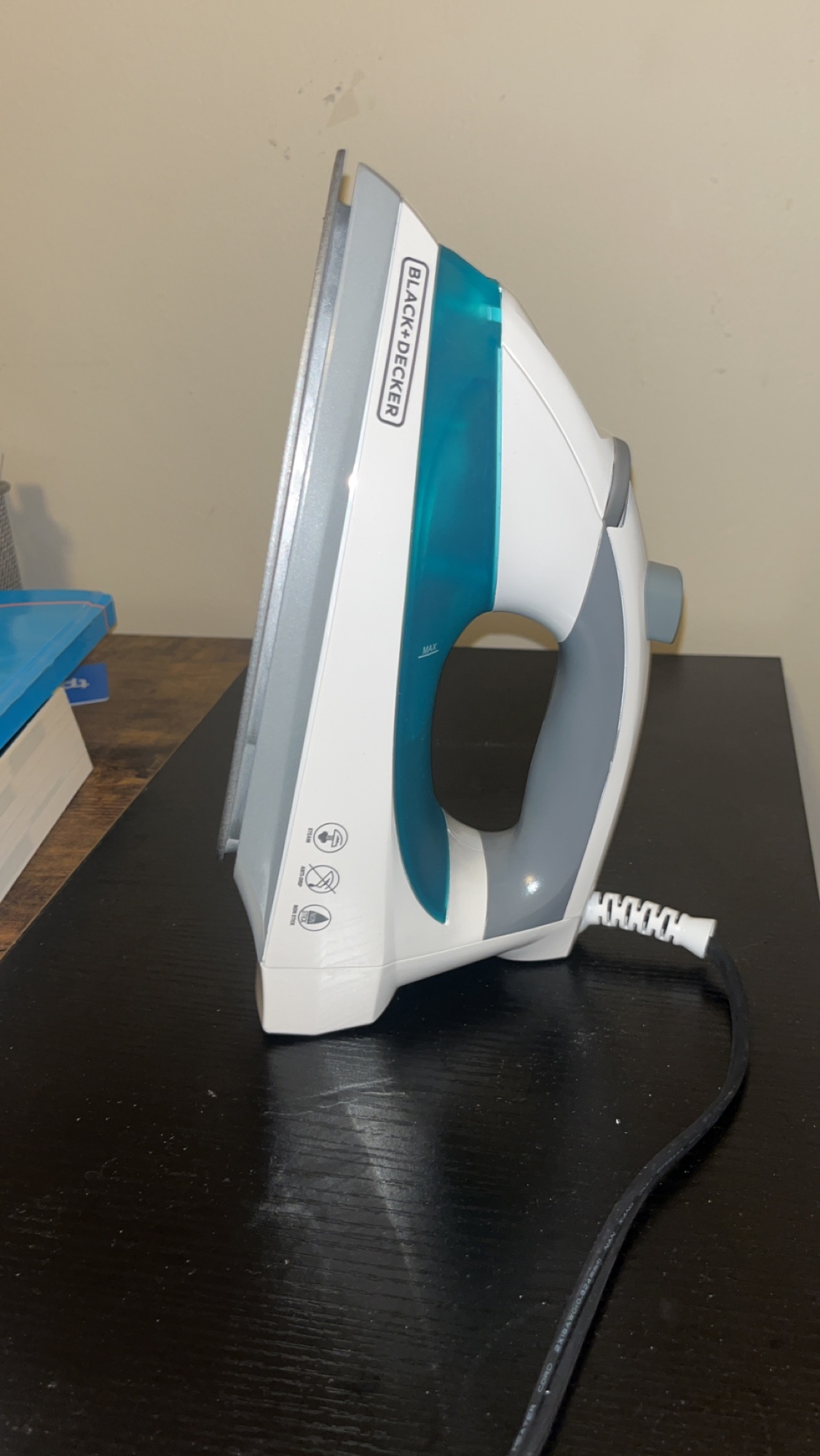 Black+Decker Iron