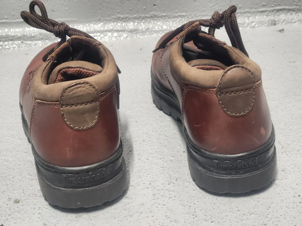 Timberland Brown Leather Shoes image indicator(3)