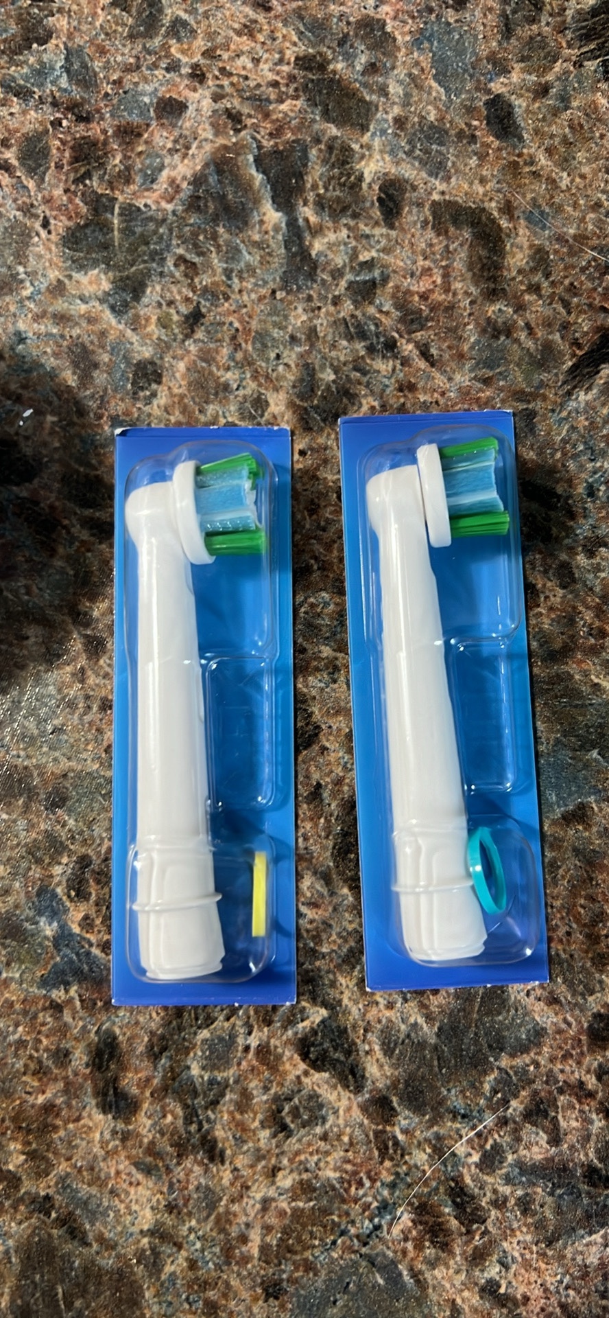 Oral-B Electric Toothbrush - photo 3