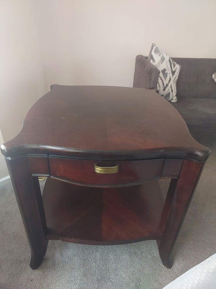 2 End Tables