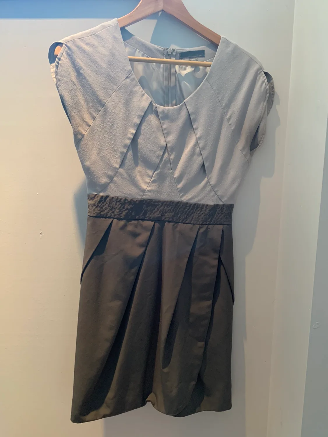 Grey Dress thumbnail