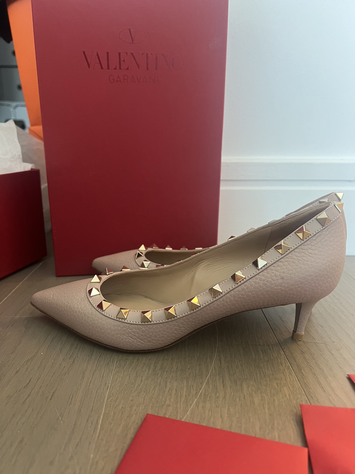 Valentino rockstud Kitten Heels - photo 4