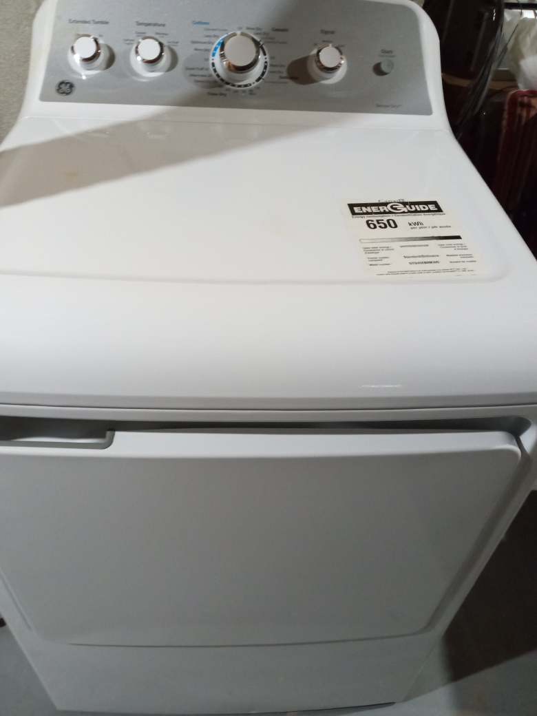 Electric Stove, Beaumark dryer, 13 stairs chair lift