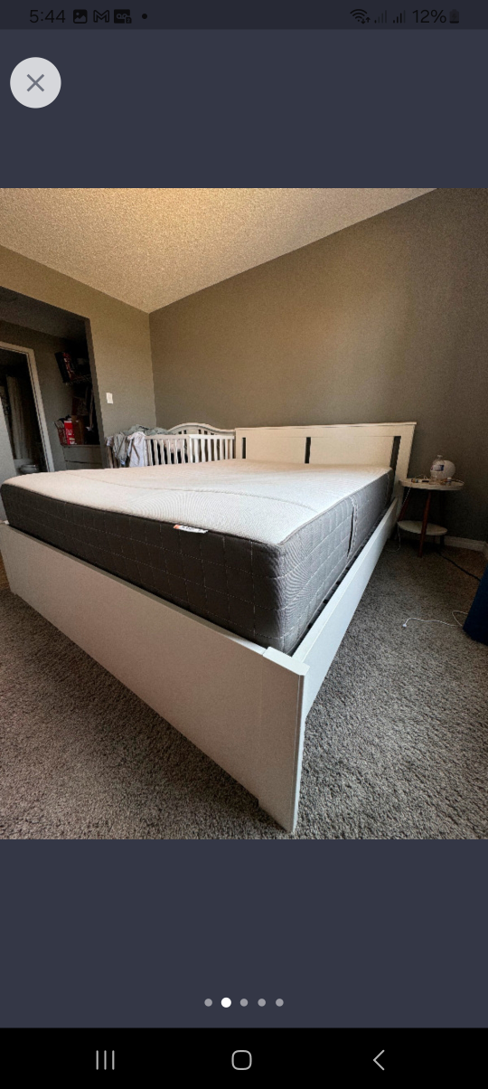 Queens Bed Frame Brand New - photo 2
