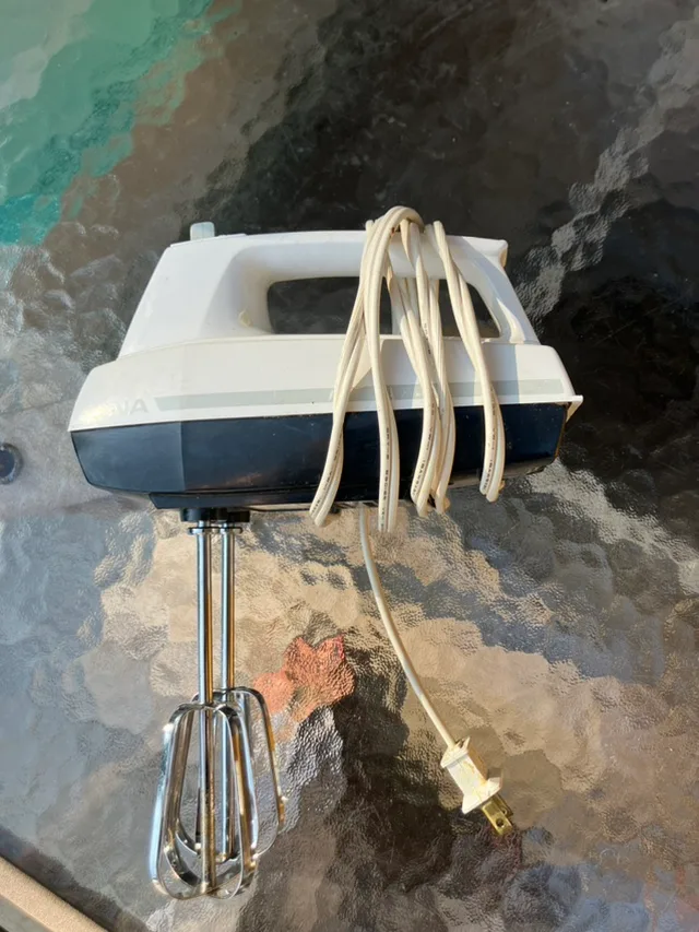 Iona Hand Mixer thumbnail