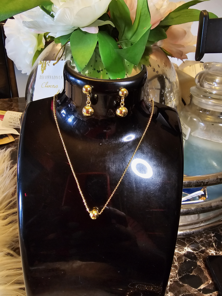 Gold Necklace and Earrings Set - photo 2