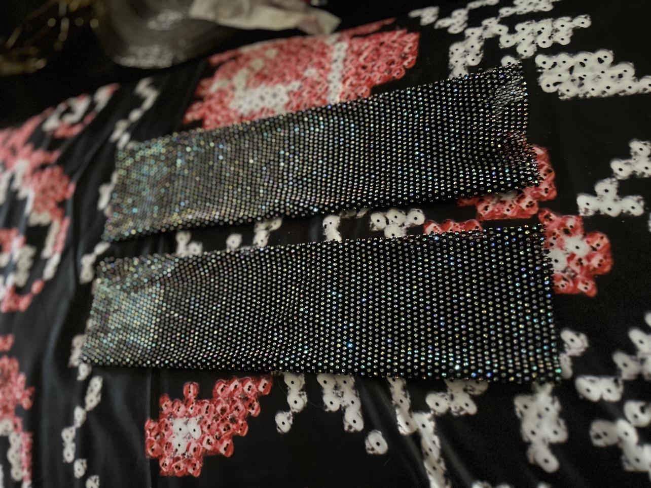 Gothic Rhinestone Long Sleeve - photo 2