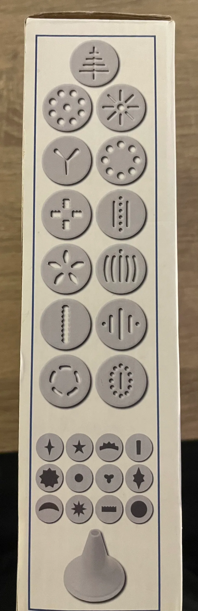 32 Piece Cookie Press and Icing Gun image indicator(3)