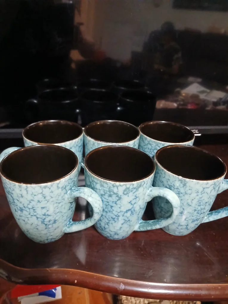 #freecycle Come get them Beautiful Set of 6 Mosaic Mugs thumbnail