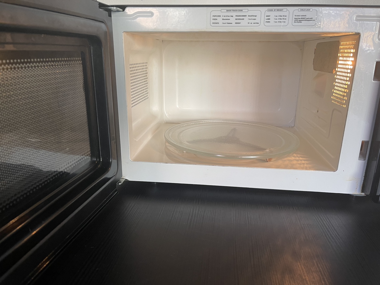 RCA Microwave - photo 4