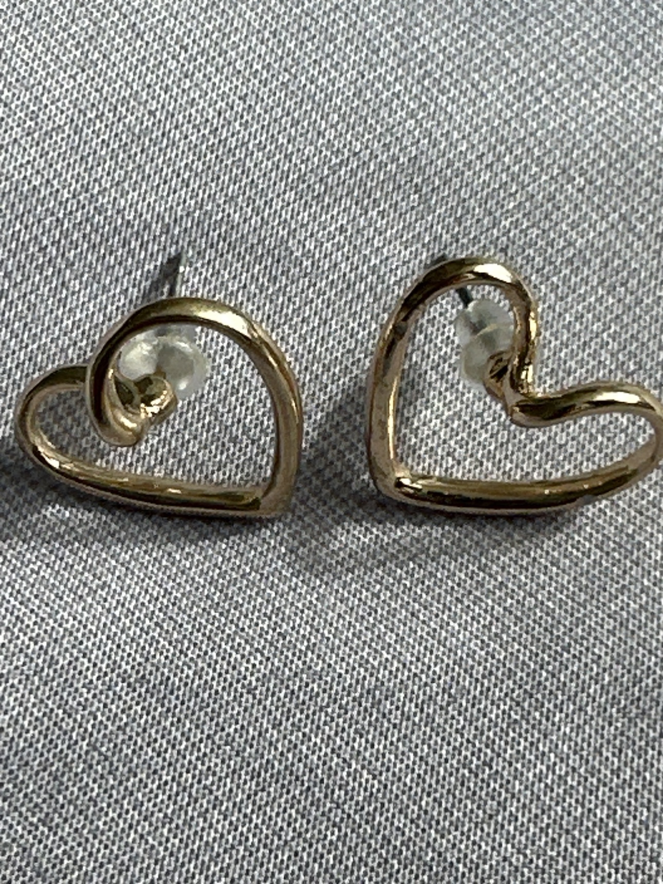 Gold Heart Stud Earrings #freecycle