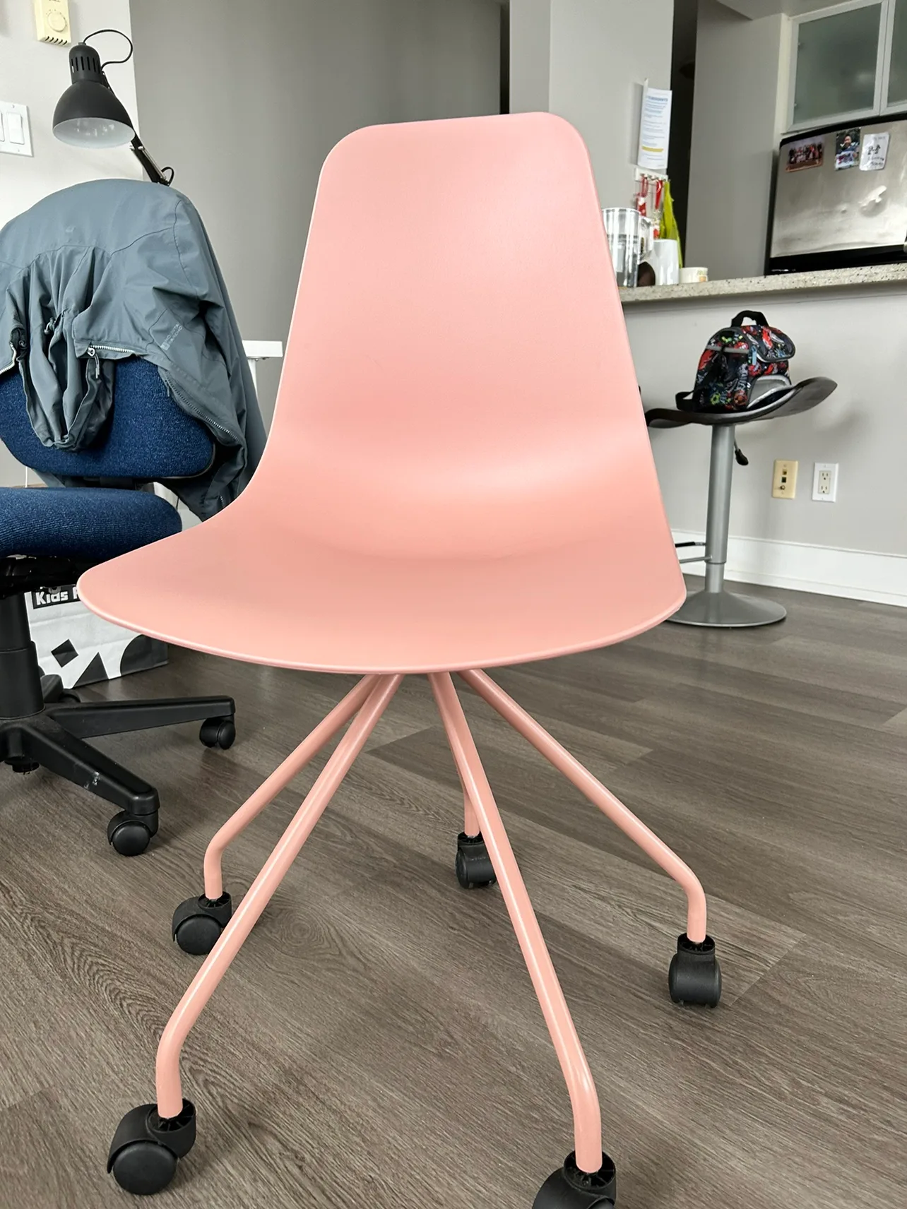 Design chair thumbnail