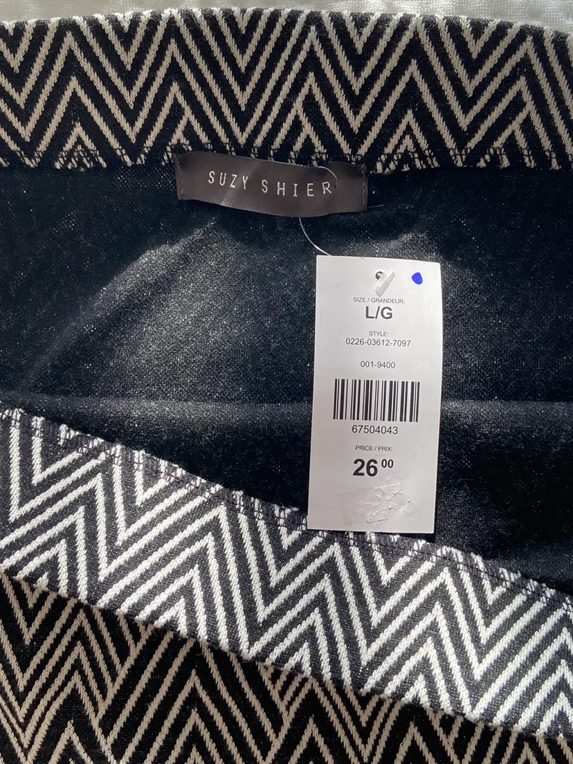 Black and White Geometric Mini Skirt Large image indicator(2)