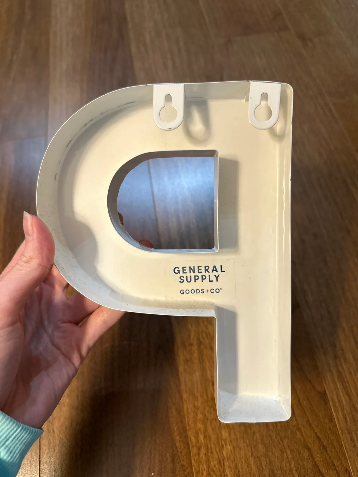 Letter “P” decor image indicator(3)