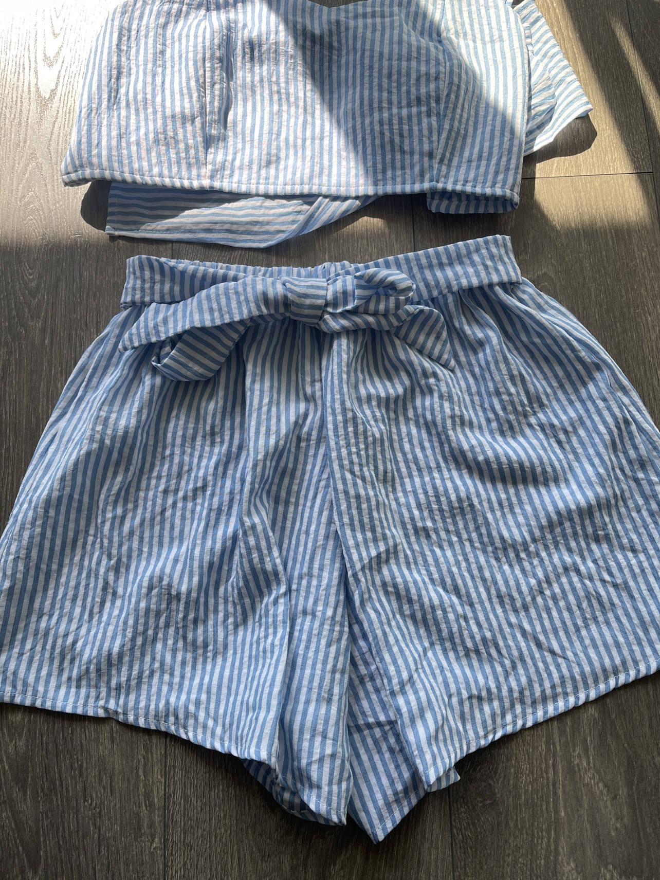 Blue Striped Crop Top & Shorts Set - photo 2