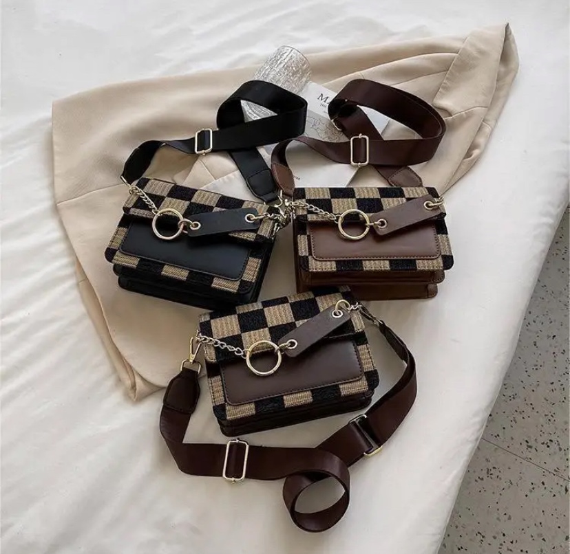 Checkered Chain Strap Bag - photo 2