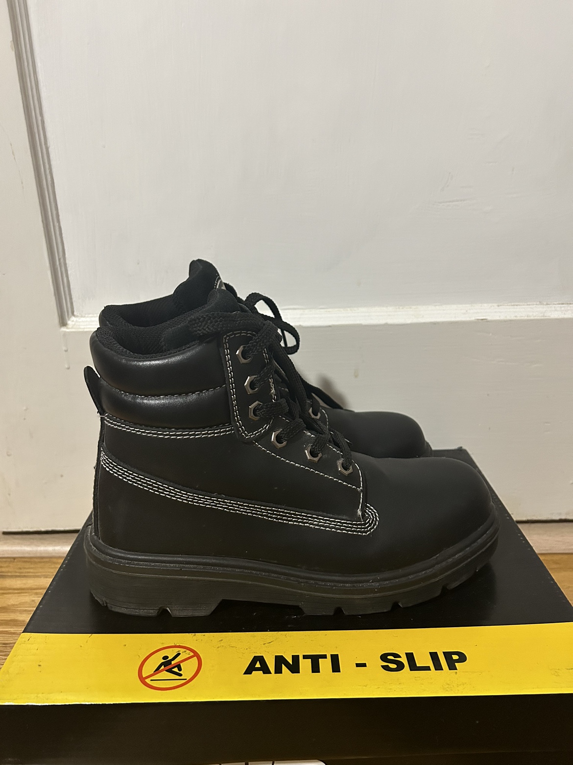 Taurus Black Safety Shoes(Anti-slip) - photo 4