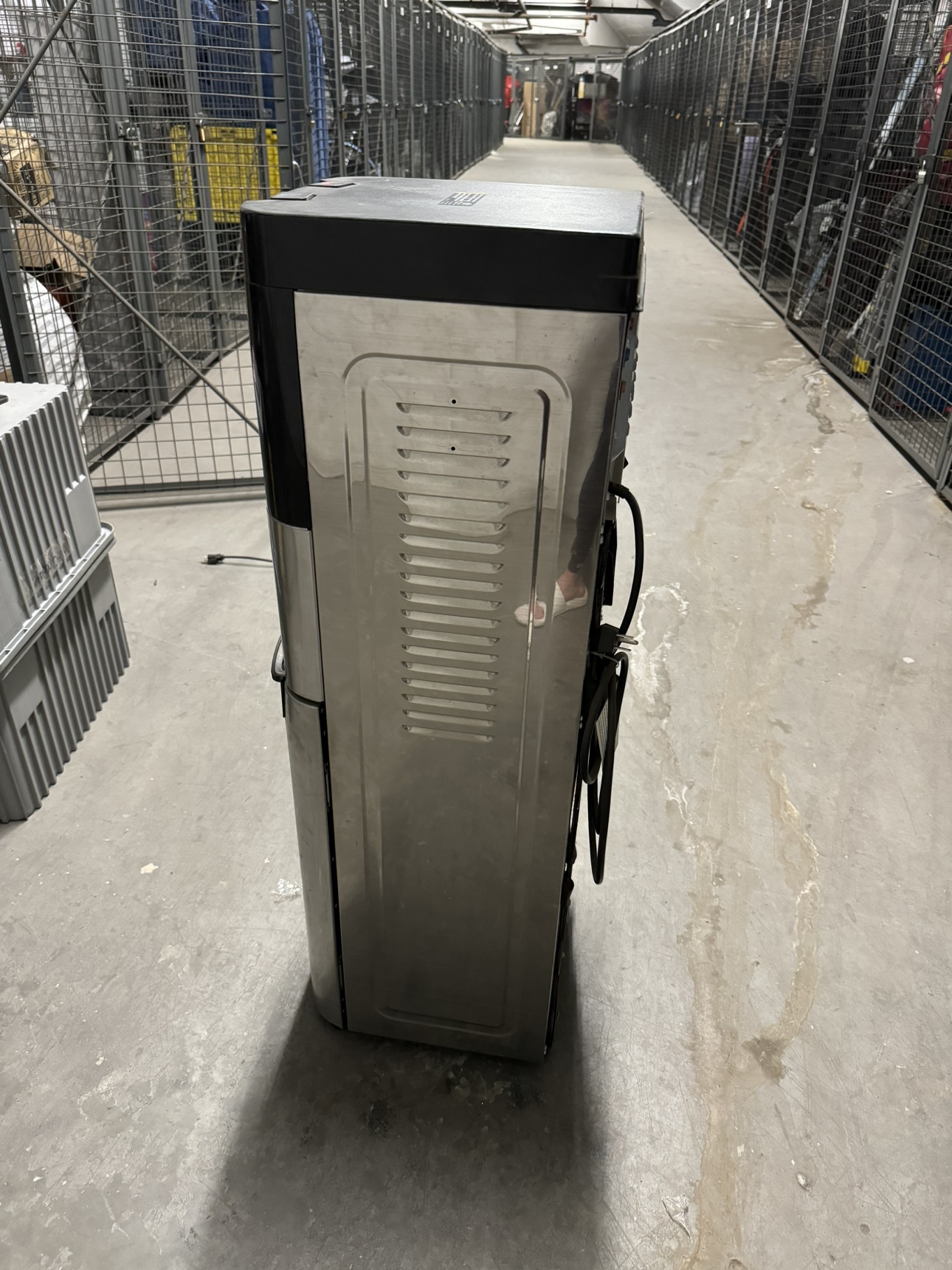 Whirlpool Water Cooler - photo 4
