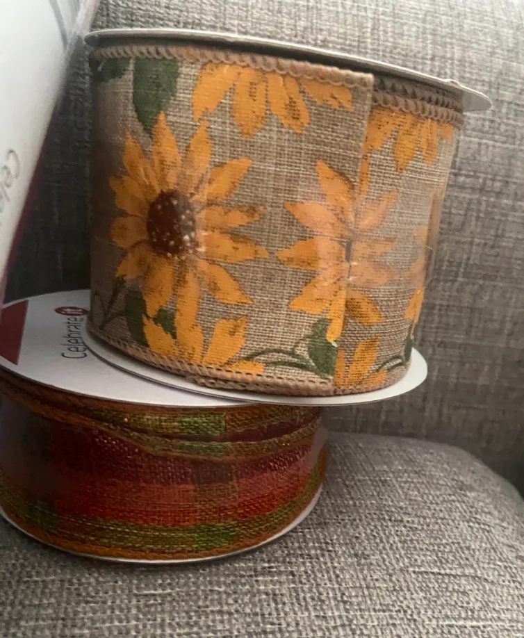 Fall Decor Ribbon and Mesh image indicator(2)