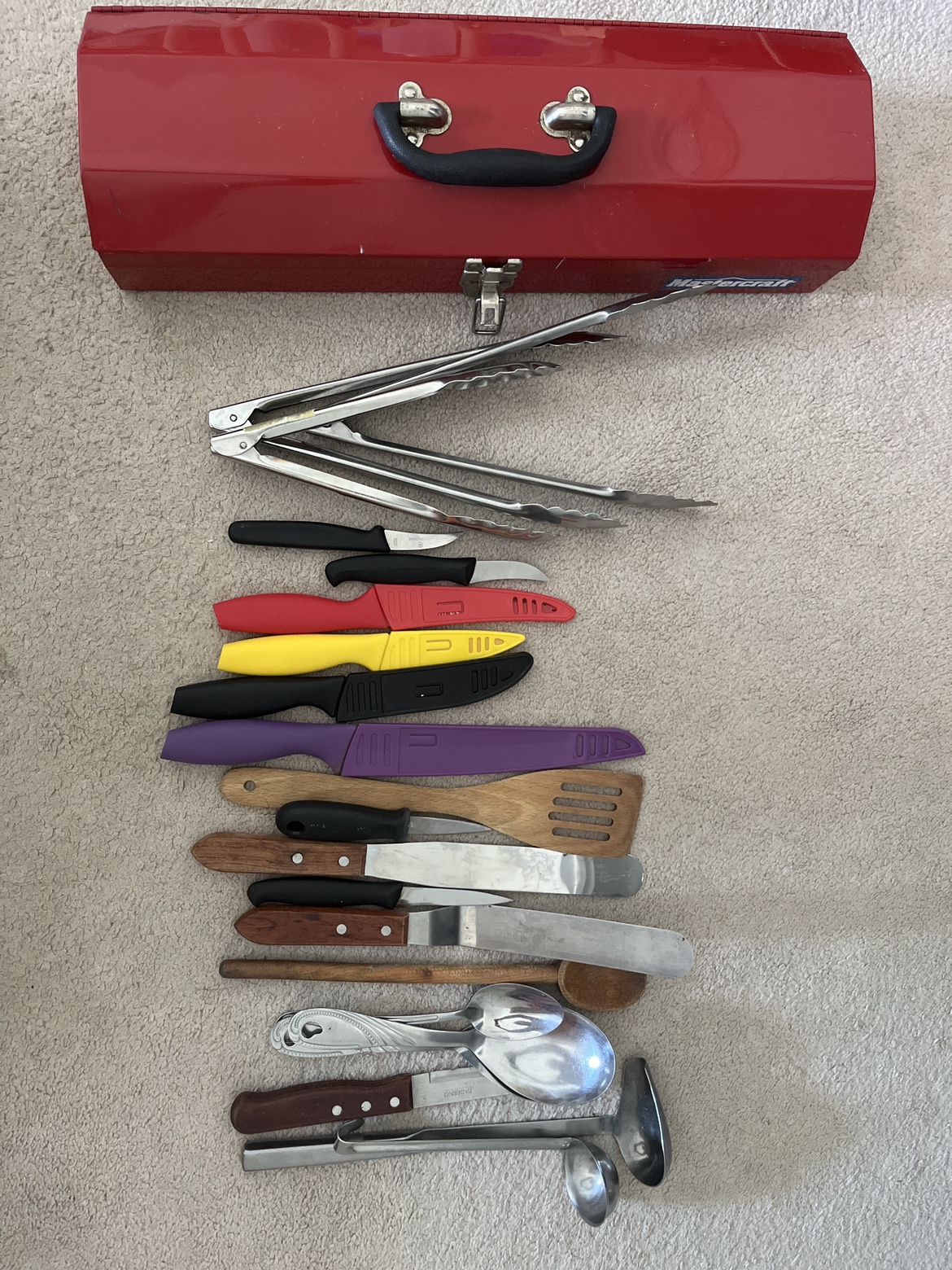 🧡 Tool Box and Assorted Kitchen Utensils