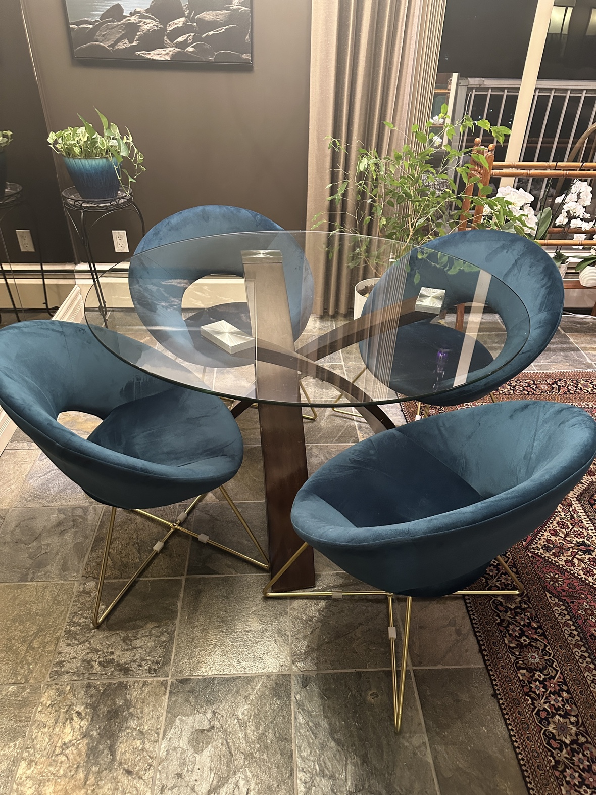 4 Blue Chairs - photo 4