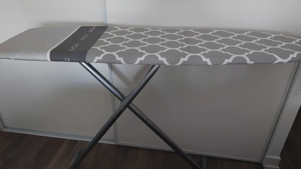Steam Iron table thumbnail