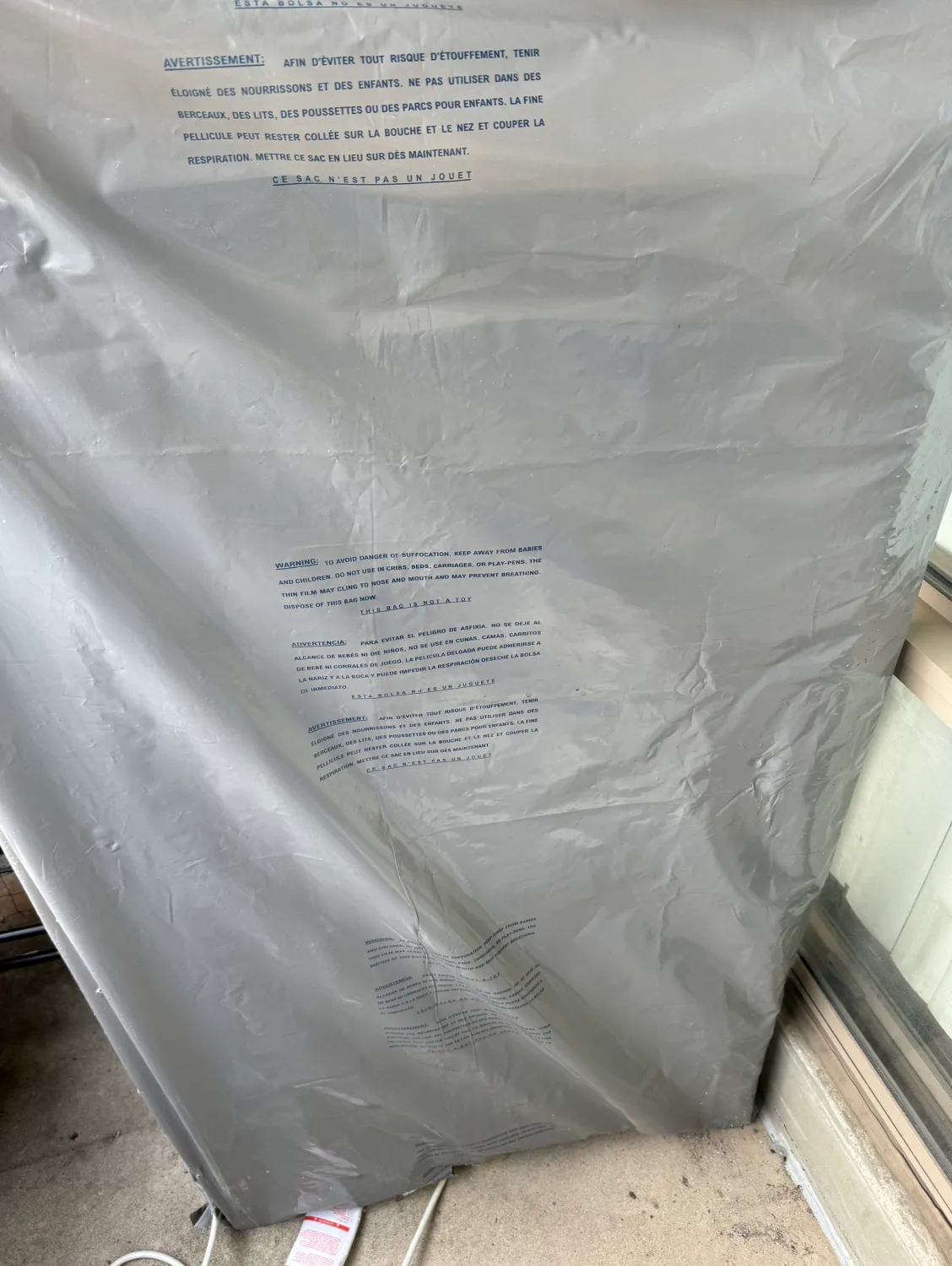 Never used Baby crib, Simons mattress and mattress protector thumbnail