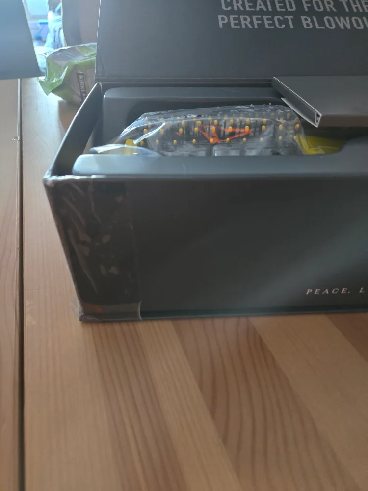 Drybar The Double Shot Oval Blow Dryer Brush image indicator(3)