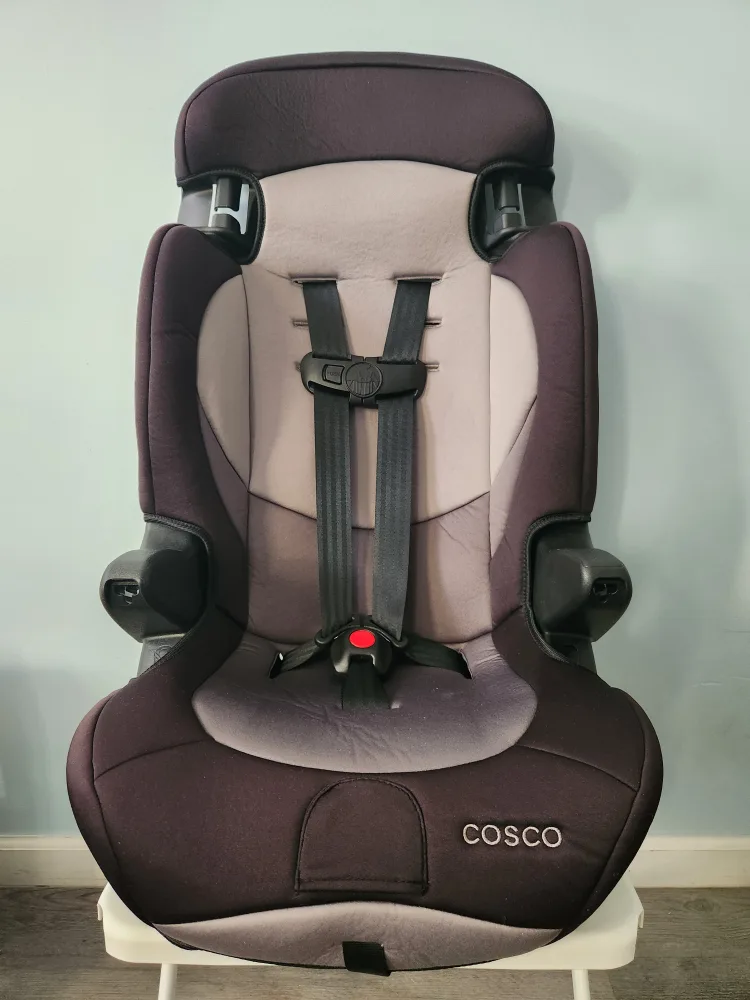 Cosco High Back Booster Car Seat thumbnail