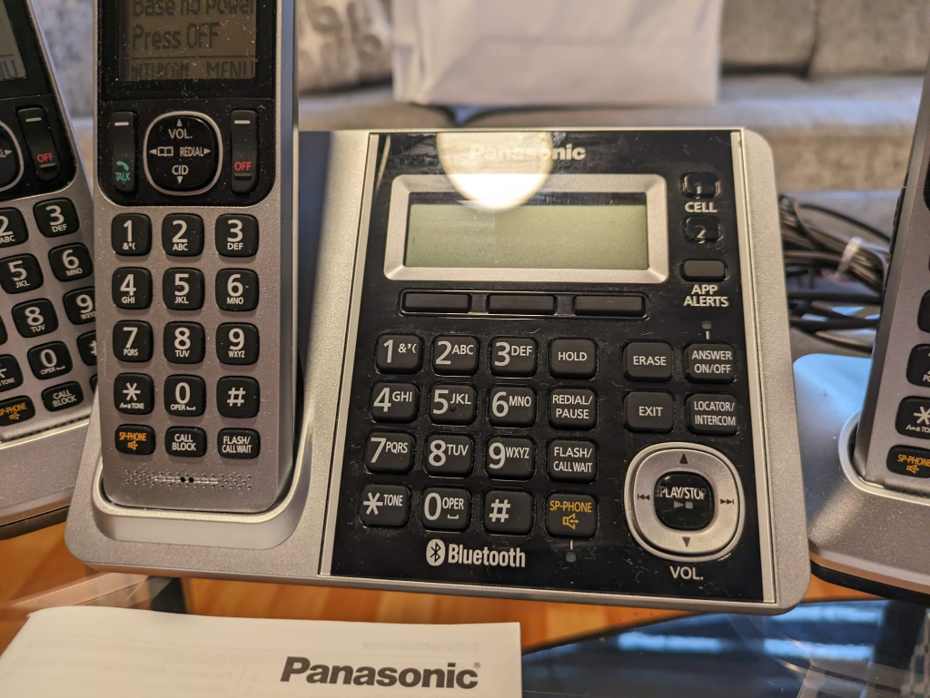 Panasonic 5 Handset Cordless Phone - Move out sale
