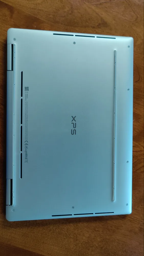 Dell XPS 13 2-in-1 Touchscreen Laptop image indicator(4)